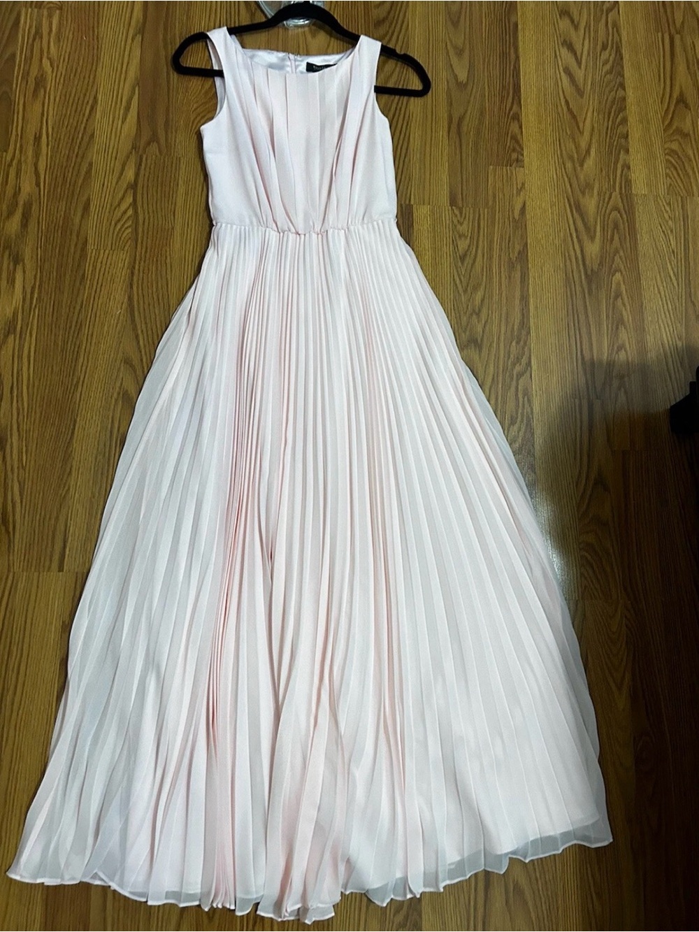 White House Black Market Pleated Blush Pink Maxi Dress, size 0, NWT